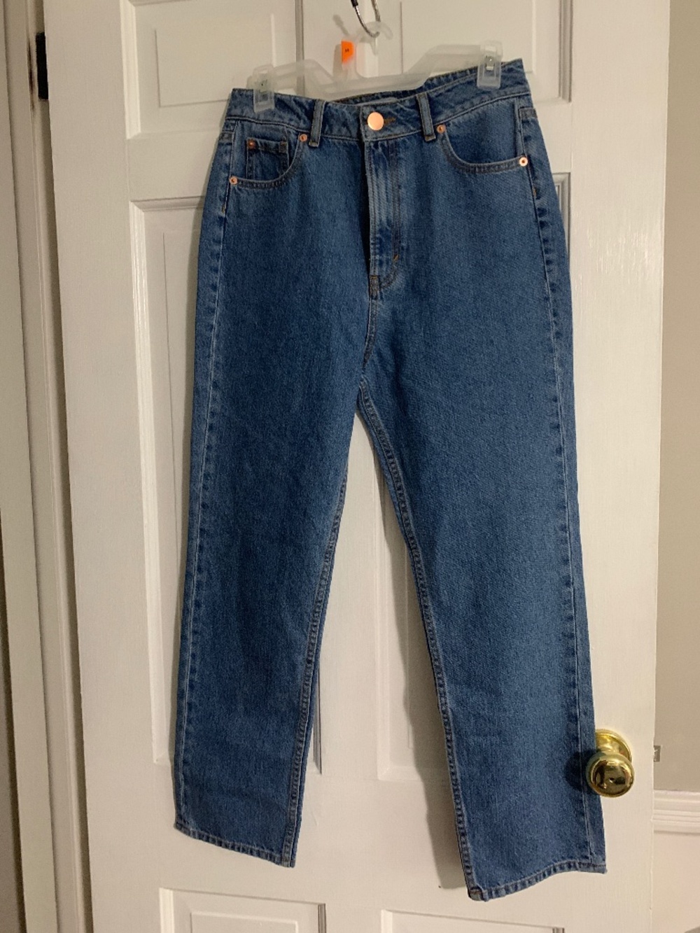 Antonio, Melani, Egypt, blue jeans, size 27